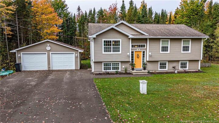 Property Photo:  12 Mount Halak Avenue  NB E3B 0P1 