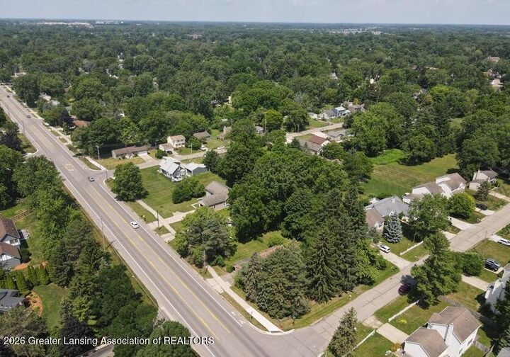 Property Photo:  3072 E Lake Lansing Road  MI 48823 