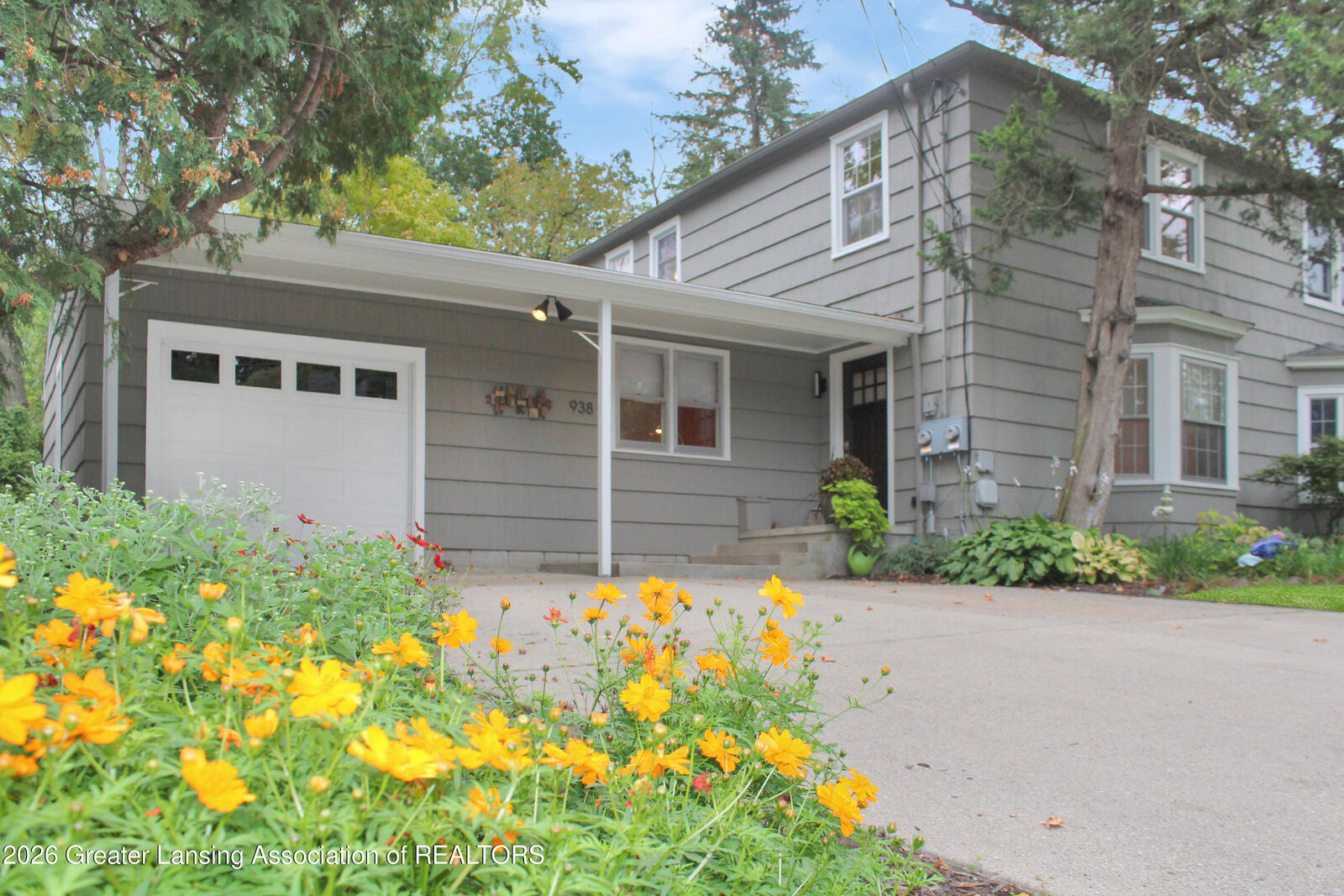 Property Photo: 938 Sunset Lane MI 48823