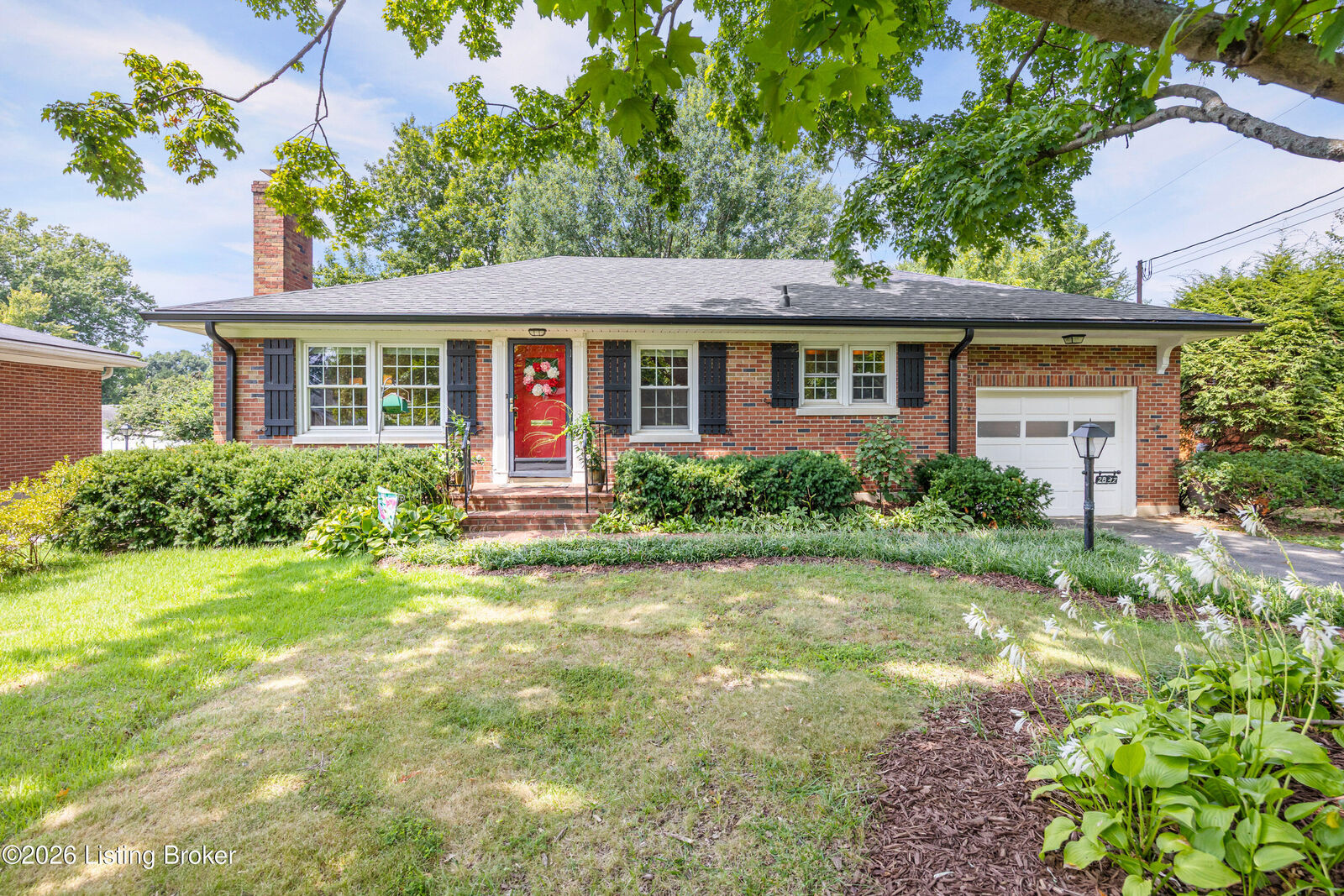 Property Photo: 2847 Regan Ave KY 40206
