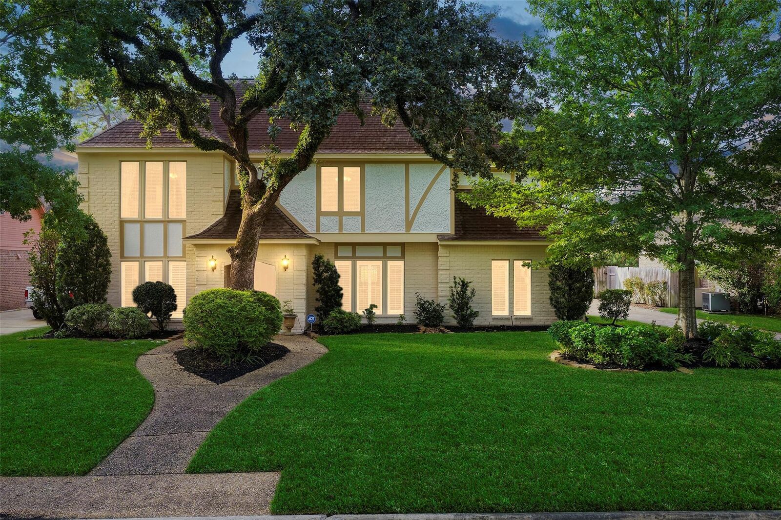 Property Photo: 12323 Knobcrest Drive TX 77070