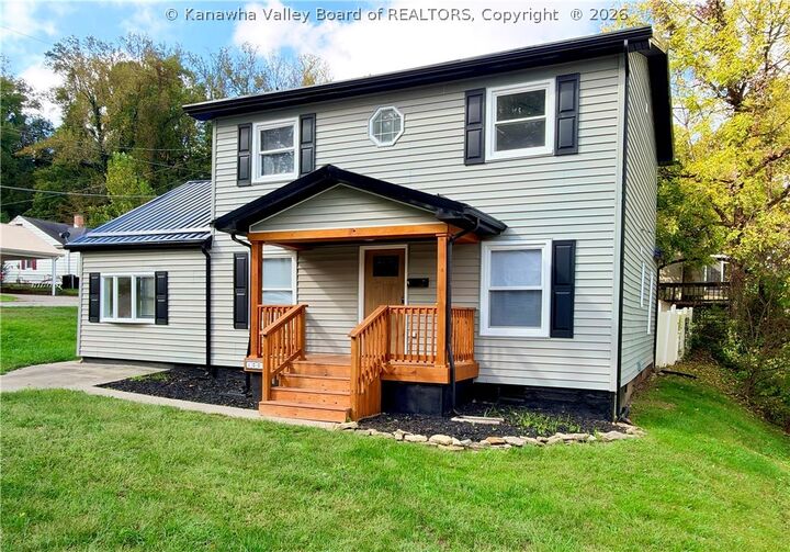 Property Photo:  1005 Woodmont Drive  WV 25309 