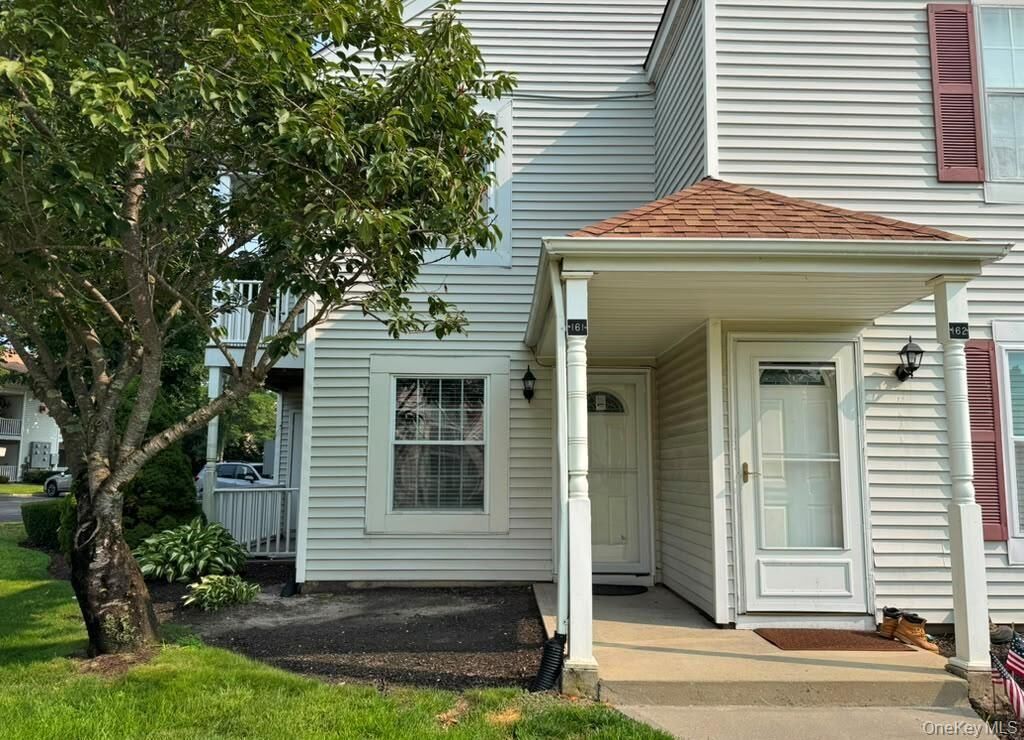 Property Photo: 161 Fairview Circle NY 11953