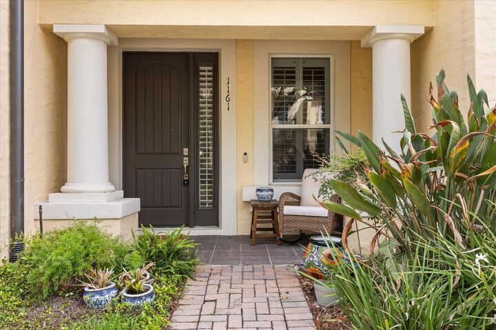 Property Photo: 1161 Charming Street FL 32751