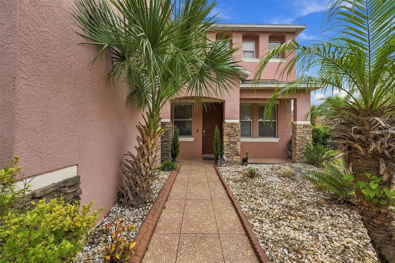 Property Photo:  10736 Bamboo Rod Circle  FL 33569 