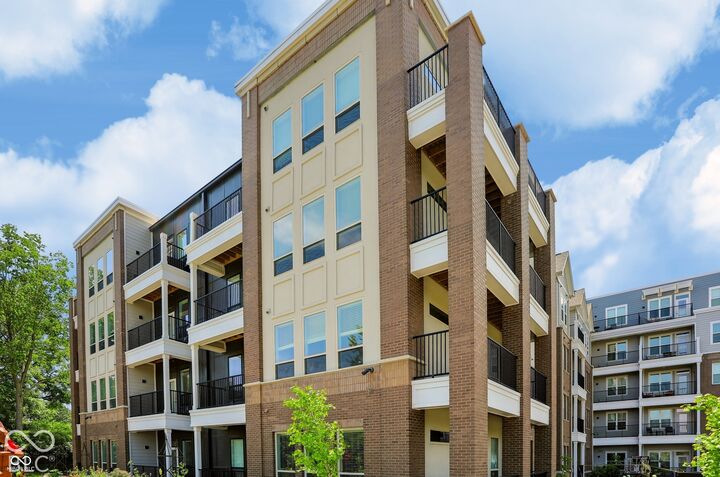 Property Photo:  13111 Old Meridian Street Apt 484  IN 46032 