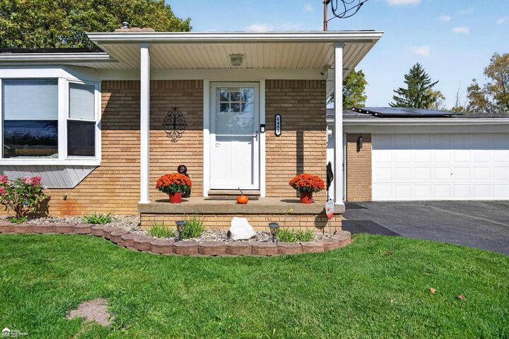 Property Photo:  6483 Bluejay Drive  MI 48506 