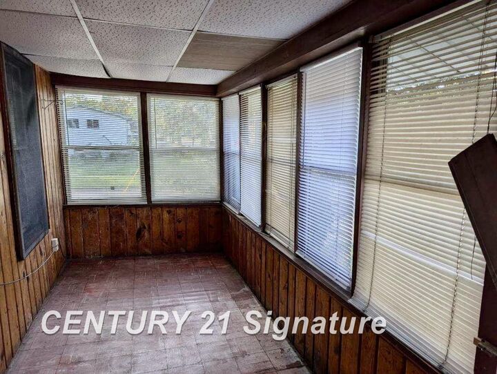 Property Photo: 1621 Cooper Avenue MI 48602