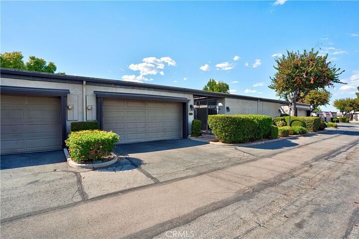 Property Photo:  28372 Paseo Grande  CA 92586 