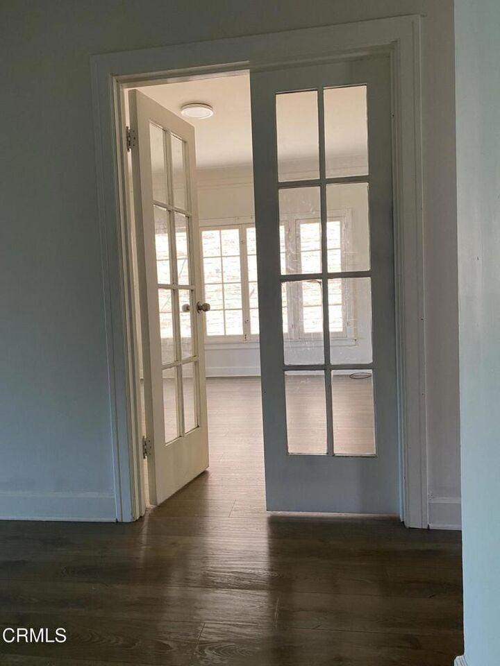 Property Photo: 232 S Berendo Street 2 CA 90004