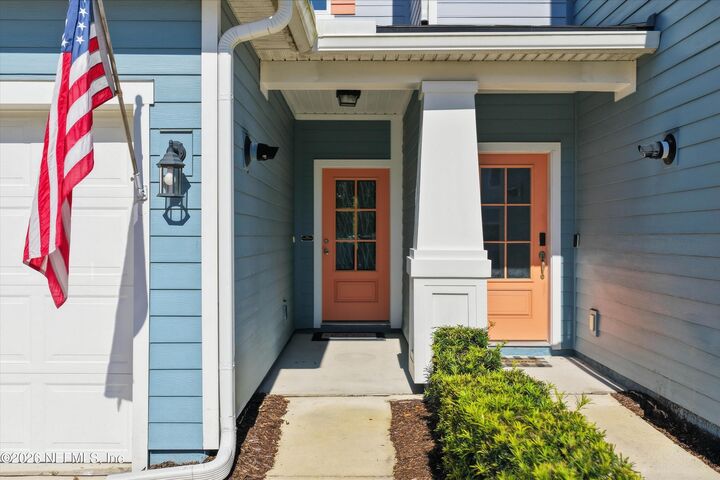 Property Photo:  100 Tamar Court  FL 32095 