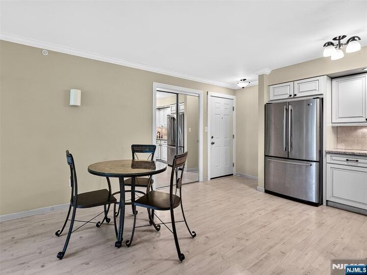 Property Photo:  1510 Faulkner Court  NJ 07430 