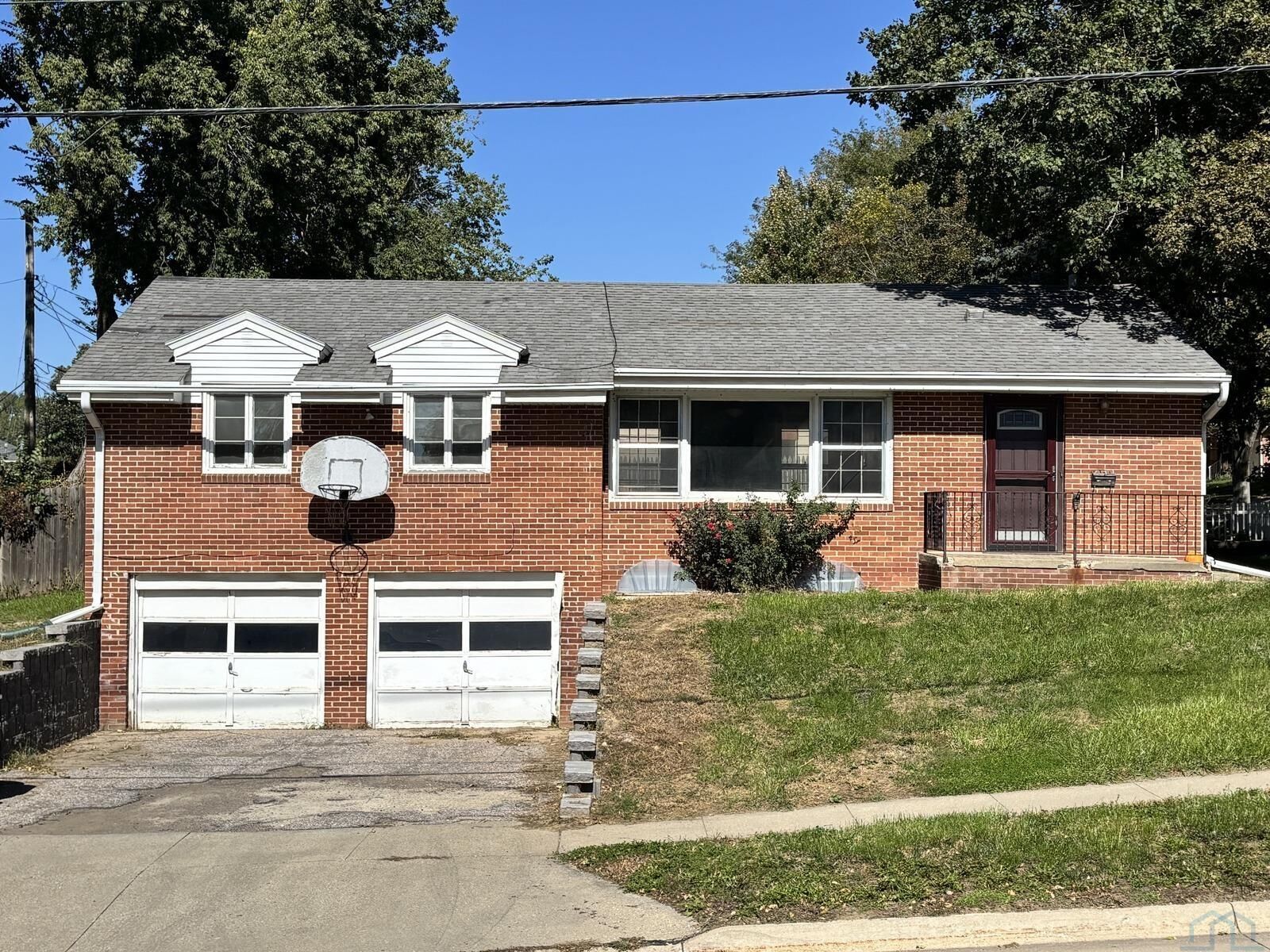 Property Photo:  3601 Pierce Place  IA 51104 