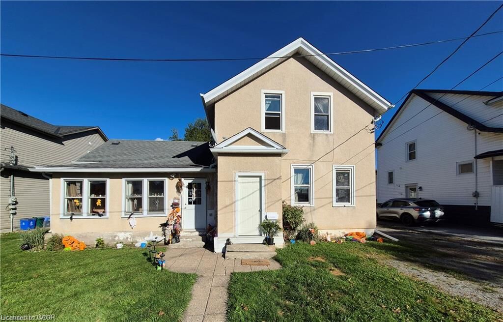 Property Photo: 20 Carleton Street N ON L2V 2A4