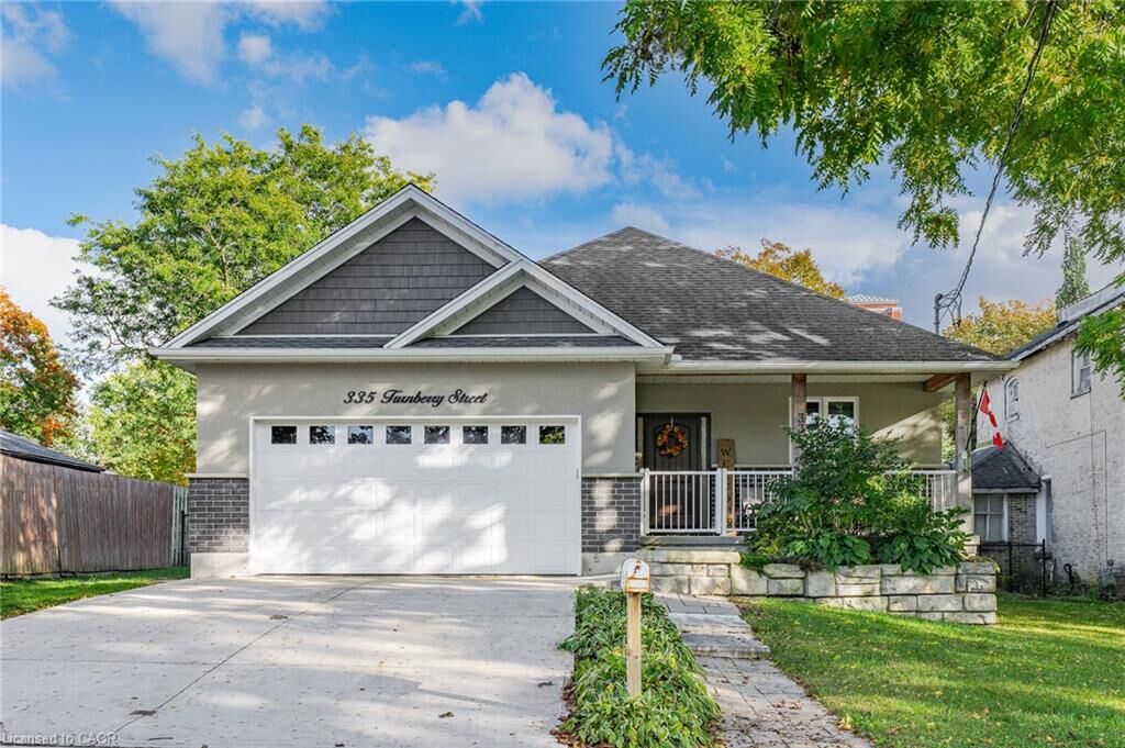 Property Photo:  335 Turnberry Street  ON N0G 1H0 