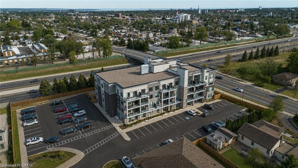 Property Photo:  120 Springvalley Crescent 106  ON L9C 0E4 