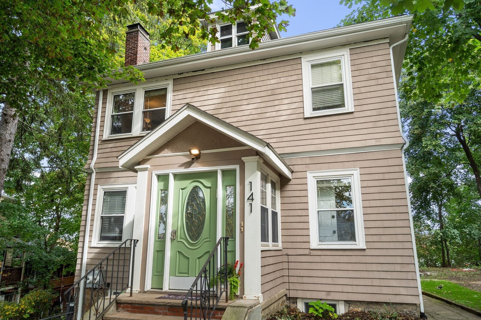 Property Photo:  141 Nottinghill Rd. 2  MA 02135 