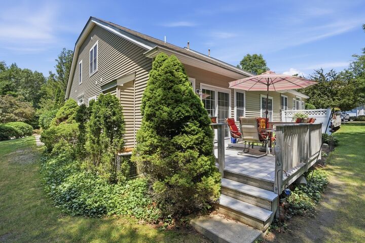Property Photo:  7 Madison Reach  MA 02360 