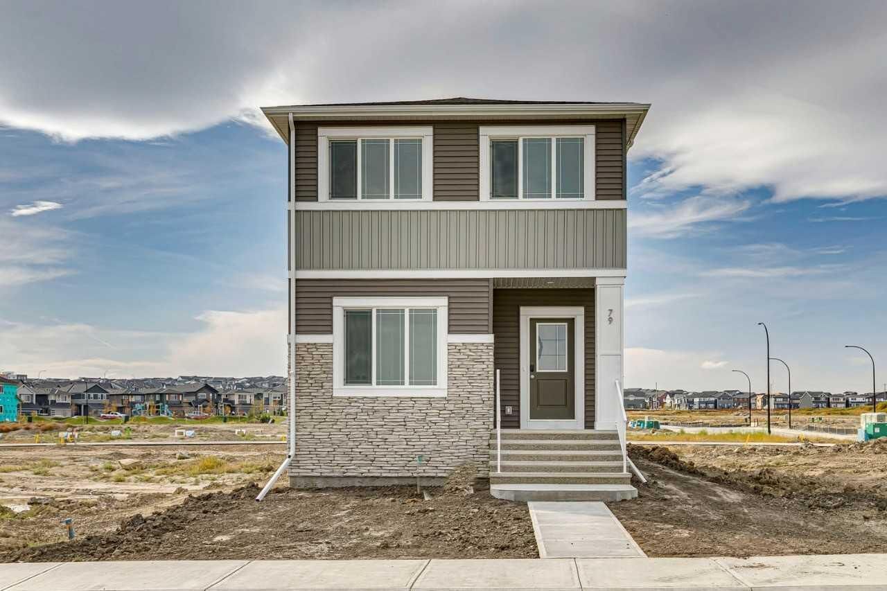 Property Photo:  79 Lewiston Park NE  AB T3P 3A8 