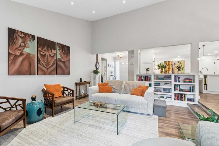 Property Photo:  185 Woodridge Drive SW 29  AB T2W 3X7 