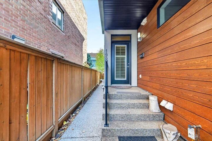 Property Photo: 1922 29 Street SW AB T3E 2J8