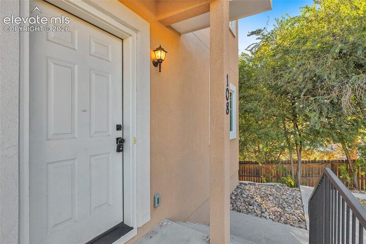 Property Photo:  2220 E La Salle Street 108  CO 80909 