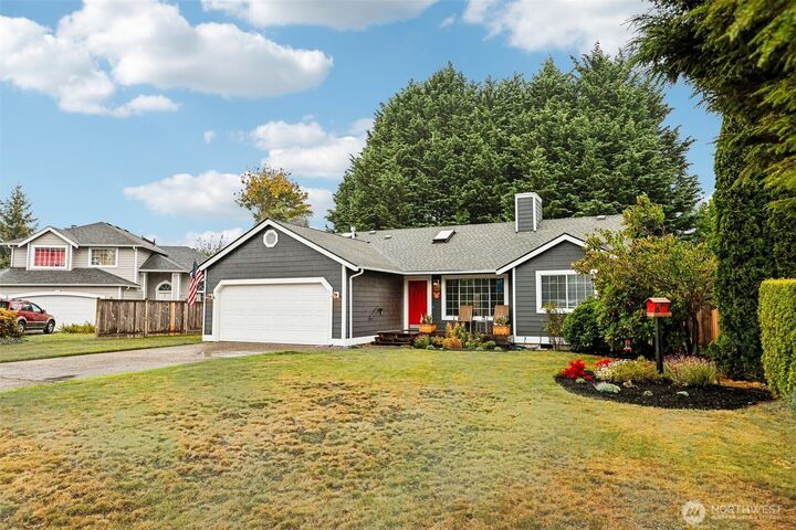 Property Photo: 5125 108th Place NE WA 98271