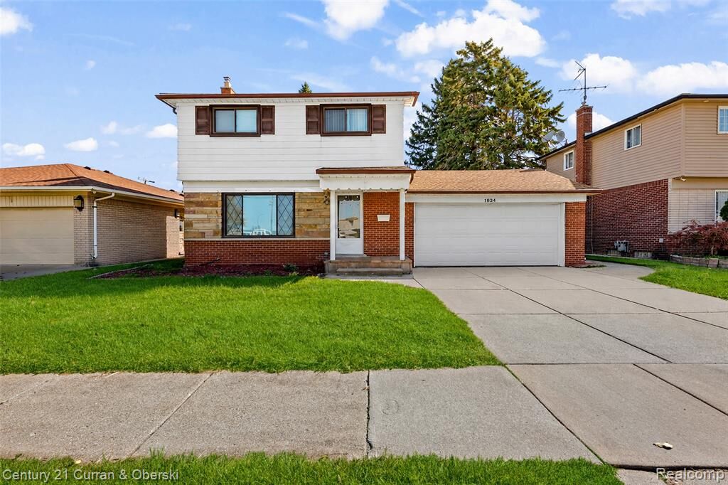Property Photo:  1824 N Beech Daly Road  MI 48127 
