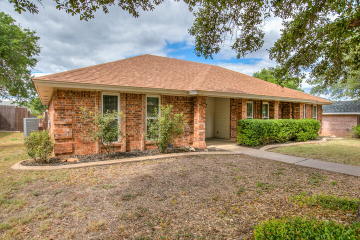 Property Photo:  4817 Bermuda Drive  TX 76904 