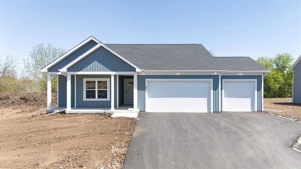 Property Photo: 627 Millar Drive WI 53511