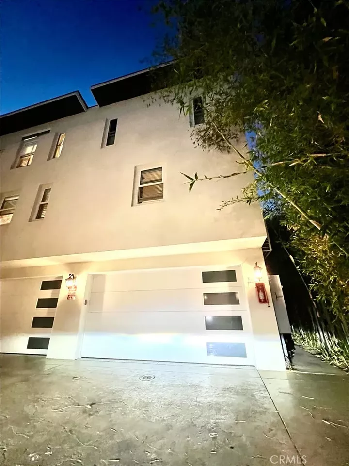 Property Photo:  13810 Cordary  CA 90250 