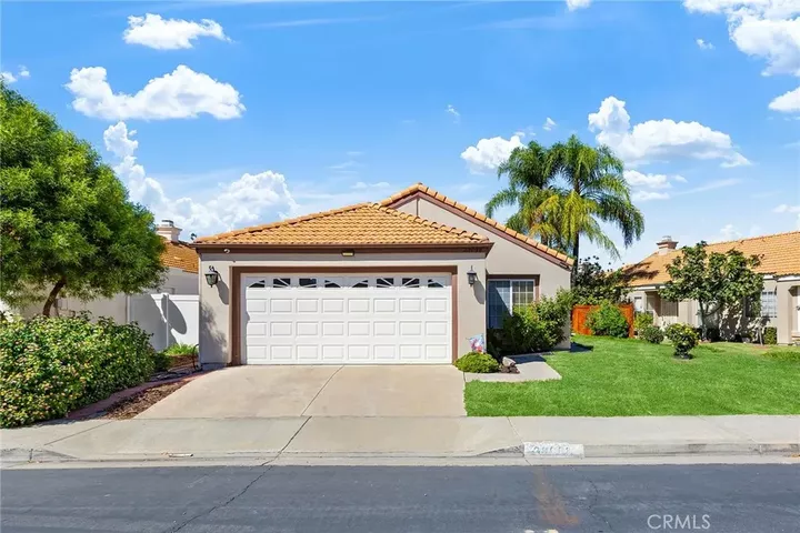 Property Photo:  28098 Lemonwood  CA 92584 