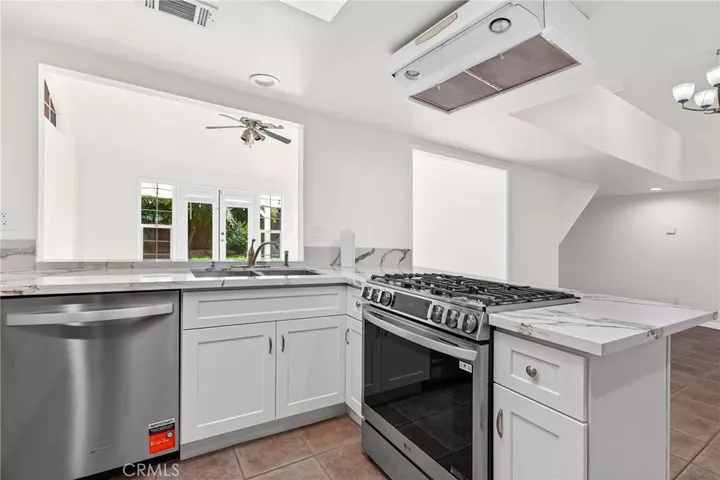Property Photo:  1346 Woodmere  CA 93455 