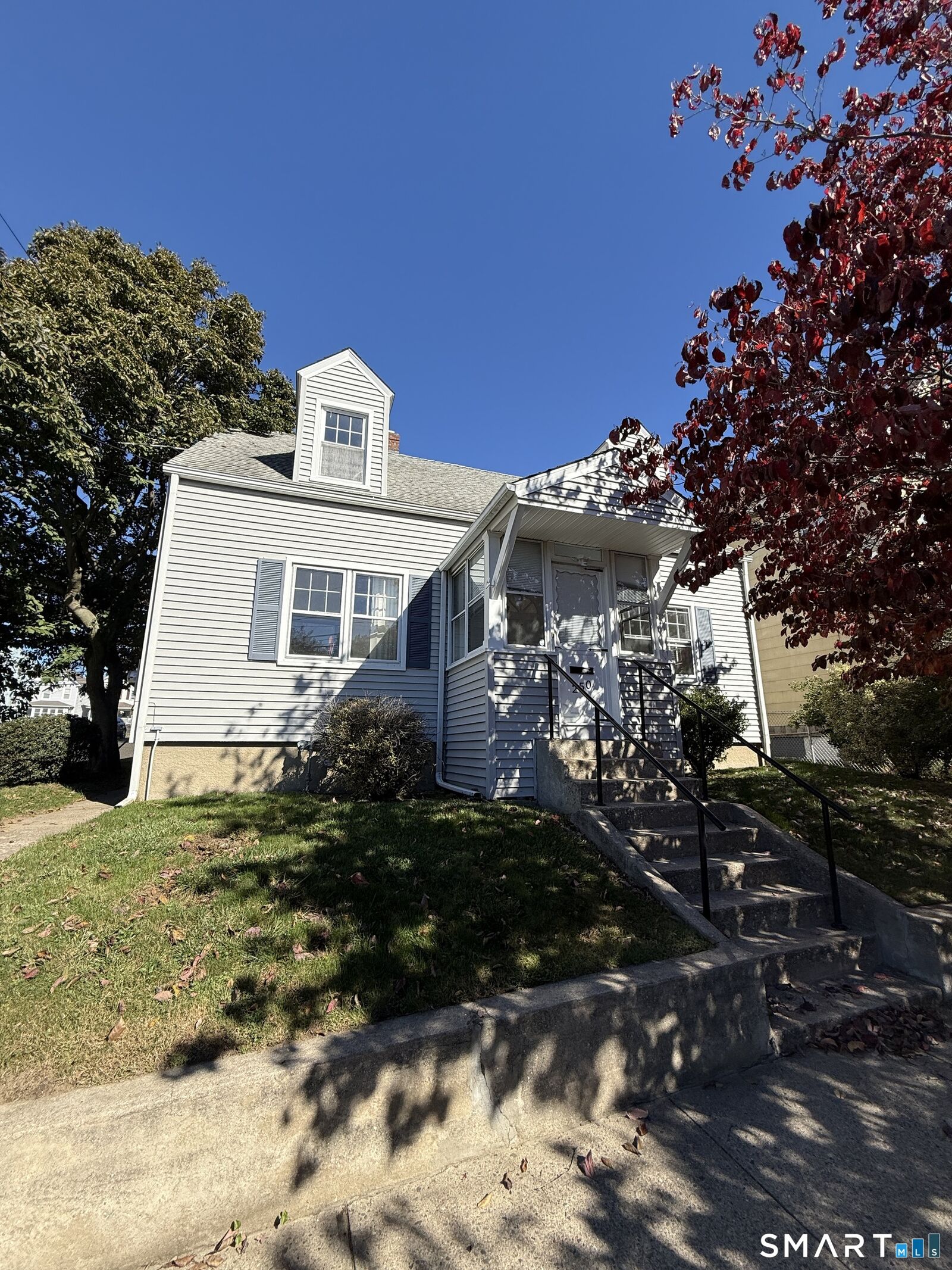 Property Photo:  250 Jackson Avenue  CT 06615 