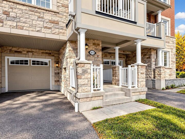 Property Photo:  1072 Clipper Lane  ON L1X 0E8 