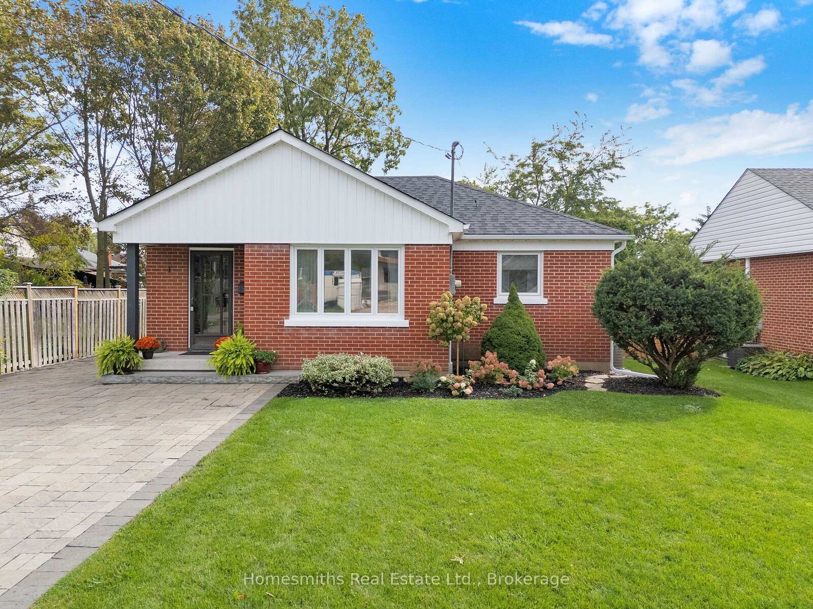 Property Photo:  1 Edsall Avenue  ON L1C 2A7 