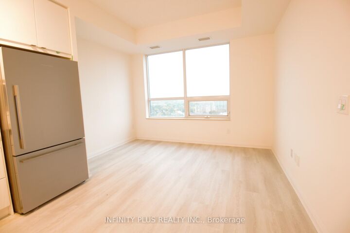 Property Photo:  3270 Sheppard Ave N/A E 1630  ON M1T 3K3 