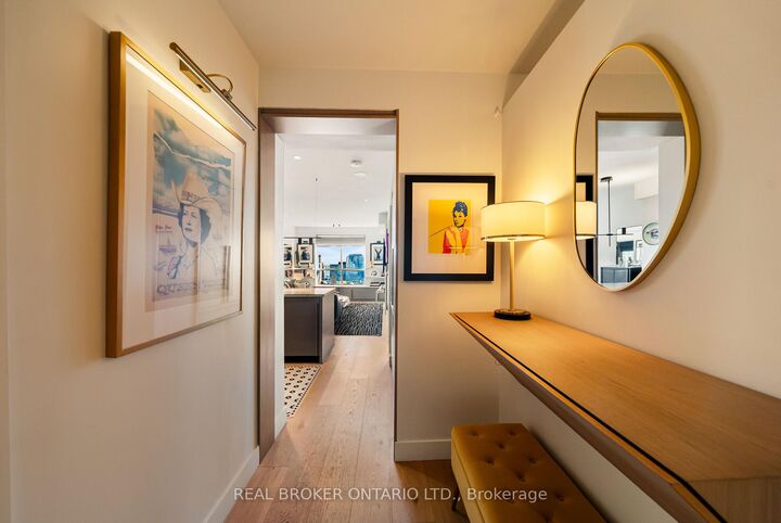 Property Photo:  168 King Street E 1604  ON M5A 4S4 