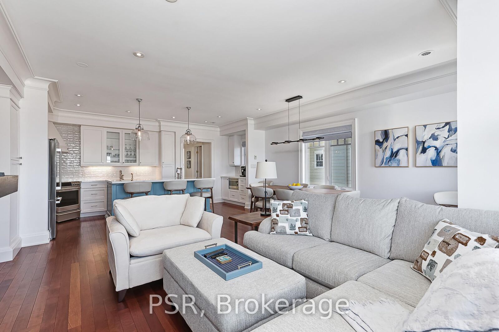 Property Photo:  40 Trott Boulevard 306  ON L9Y 5K5 