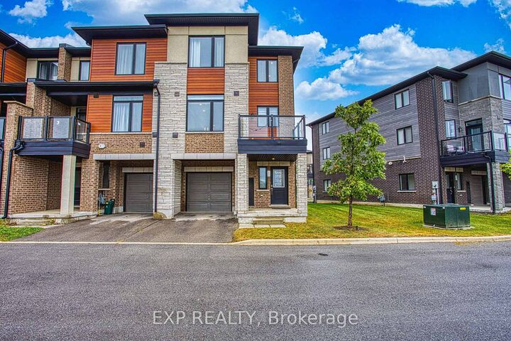 Property Photo:  590 North Service Road 52  ON L8E 0K5 