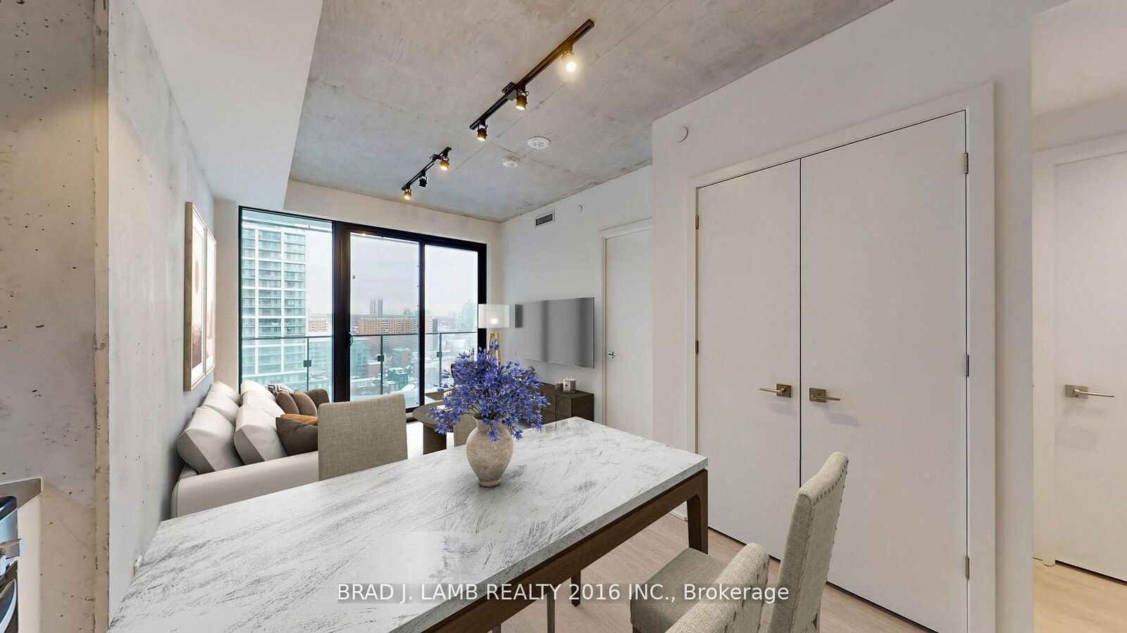 Property Photo:  284 King Street E 2606  ON M5A 1K4 