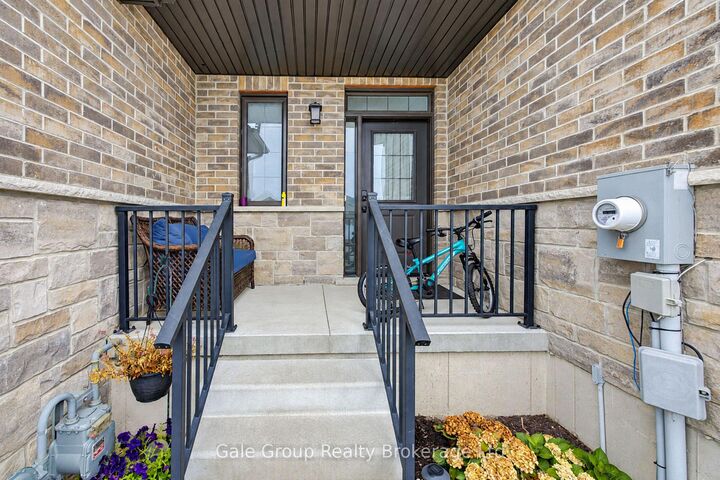 Property Photo:  164 Wedgewood Drive  ON N4T 0K1 