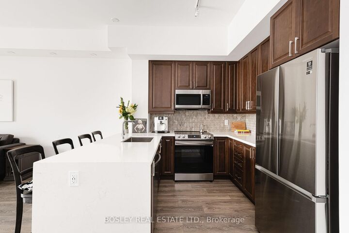 Property Photo:  1 Hume Street S 310  ON L9Y 0X3 
