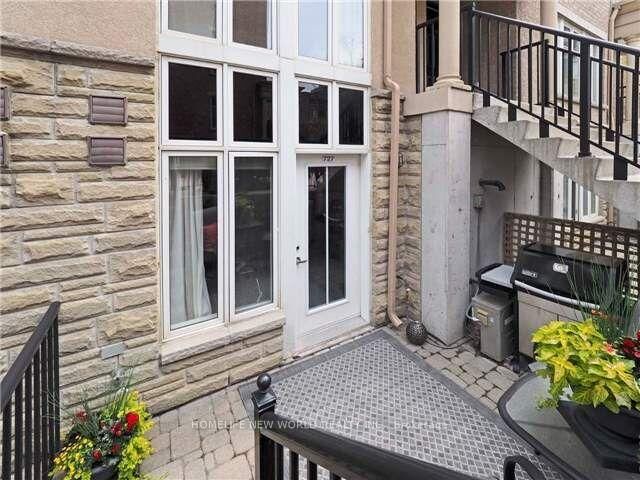 Property Photo:  42 Western Battery Road 727  ON M6K 3P1 