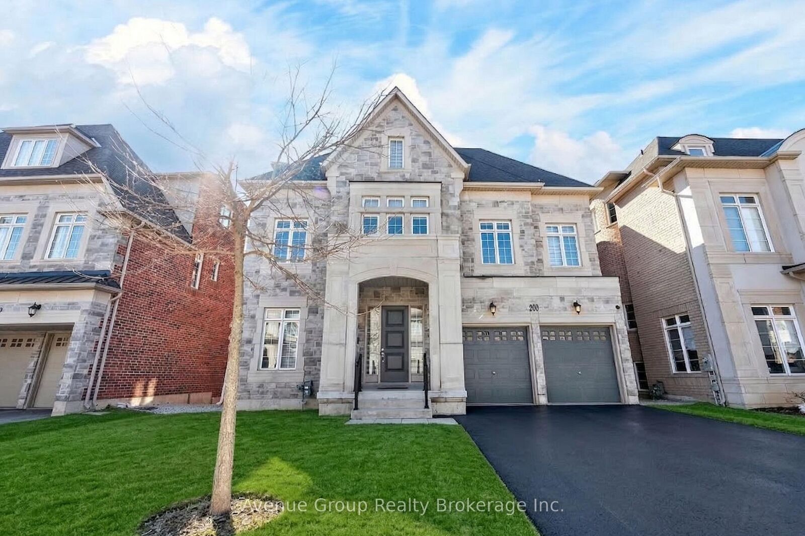 Property Photo:  200 Farrell Road  ON L6A 4W6 