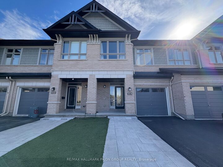 Property Photo:  324 Rainrock Crescent  ON K1W 0J7 