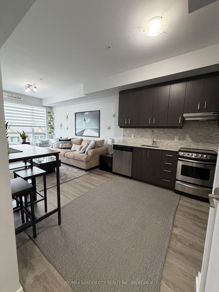 Property Photo:  10 Esplanade Lane N 409  ON L3M 0H1 
