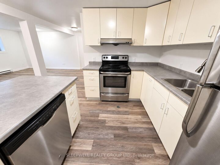 Property Photo:  16 Banner Road B  ON K2H 5T2 