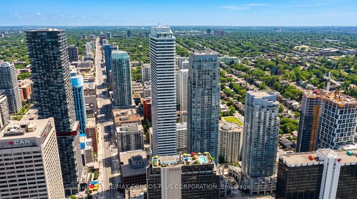 Property Photo:  2221 Yonge Street 506  ON M4S 0B8 
