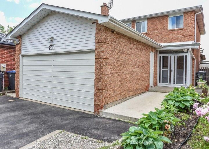 Property Photo:  233 Murray Street Upper  ON L6X 3M1 
